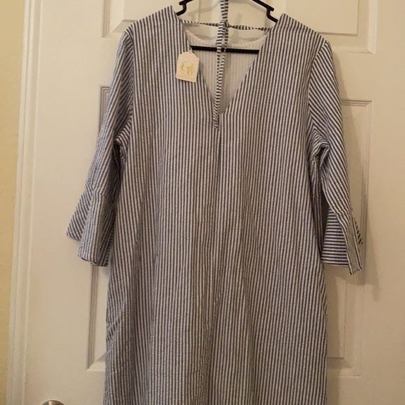 Seersucker long sleeve dress - Picture 3 of 3